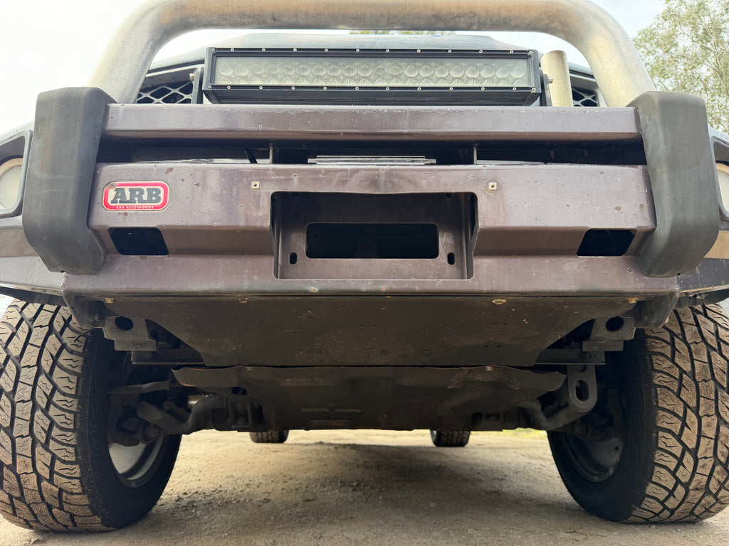 Nissan Navara D40 ARB Bull Bar (2005–2015) – Genuine ARB Steel Bullbar – Used Second Hand