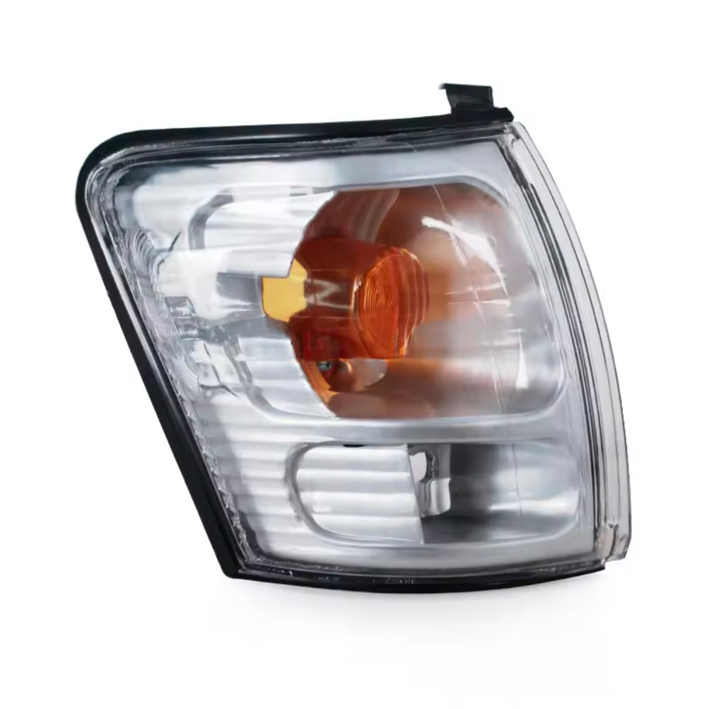 Toyota Hilux Front Corner Indicator Lights Pair LH & RH 2001–2005 Clear Lens 2WD 4WD